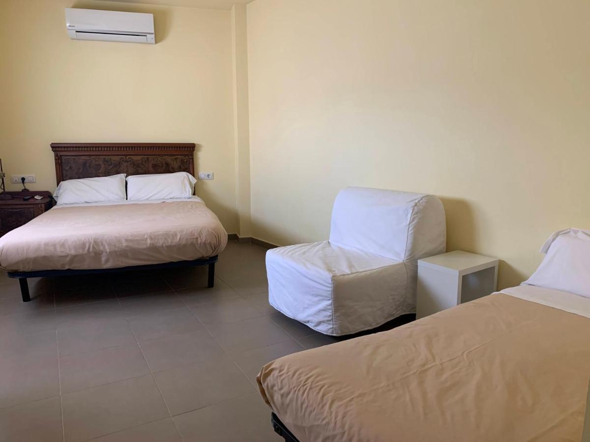 Hostal La Placeta Arbeca Buitenkant foto